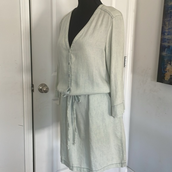 Michael Stars Denim Dress Size M Heavily Whitewashed Distressed Look Dropwaist - Picture 7 of 15
